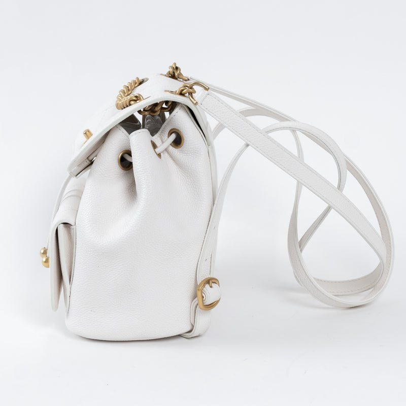 Pre-Loved Chanel ™ White Pebbled Leather Duma Backpack