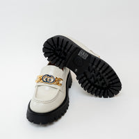 Top and Sole of Gucci Gold Interlocking GG Chain White Leather Platform Loafers