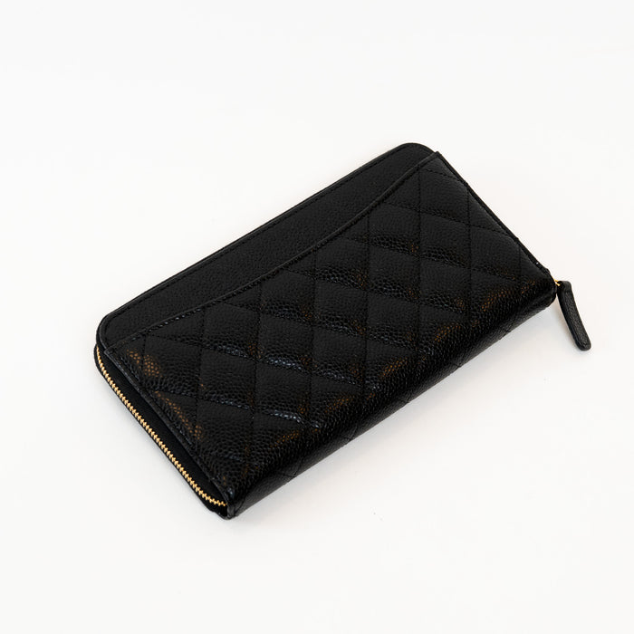 Pre-Loved Chanel™ Black Pebbled Leather Zip Around Wallet