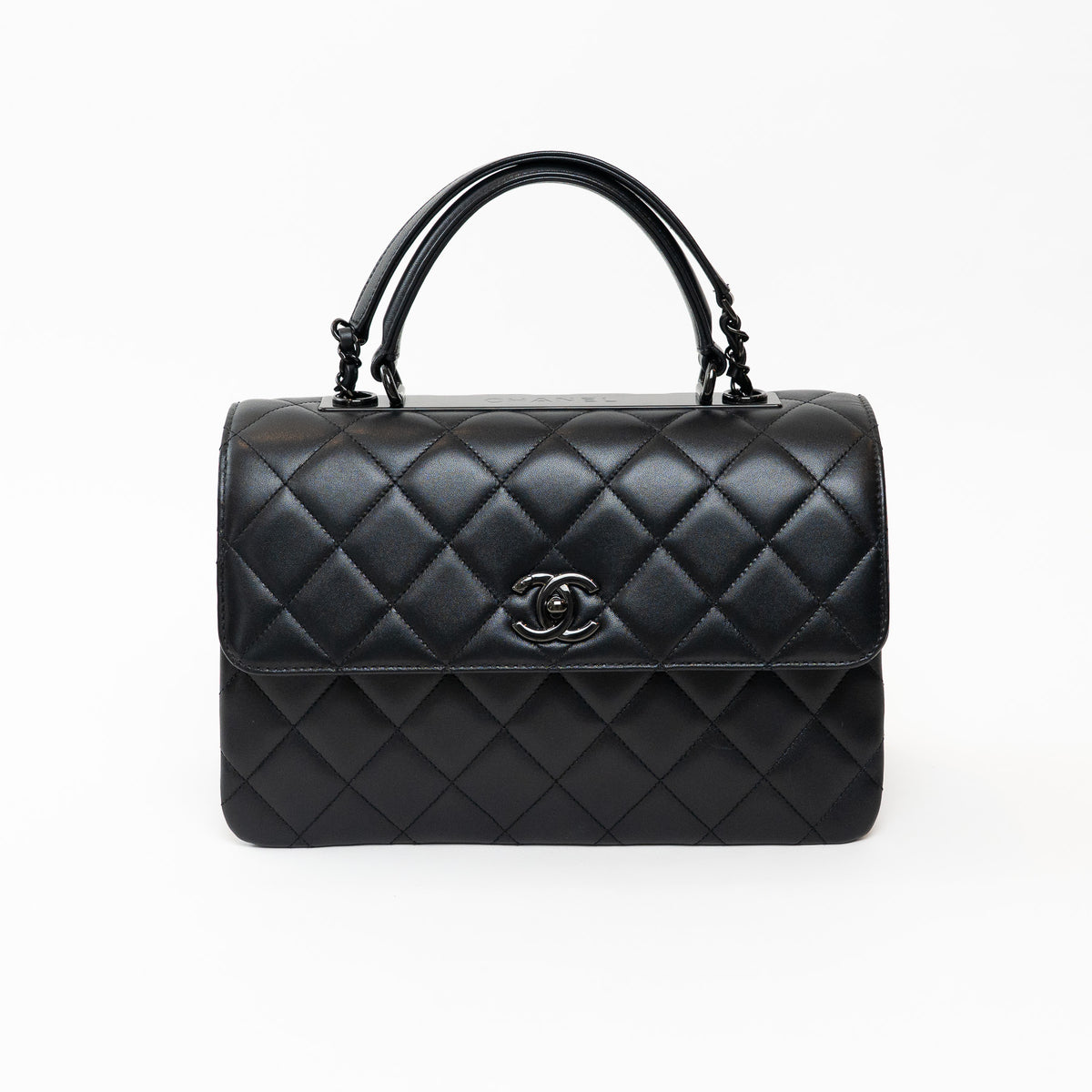 Pre-Loved Chanel™ Black Grained Quilted Leather Large Trendy Bag