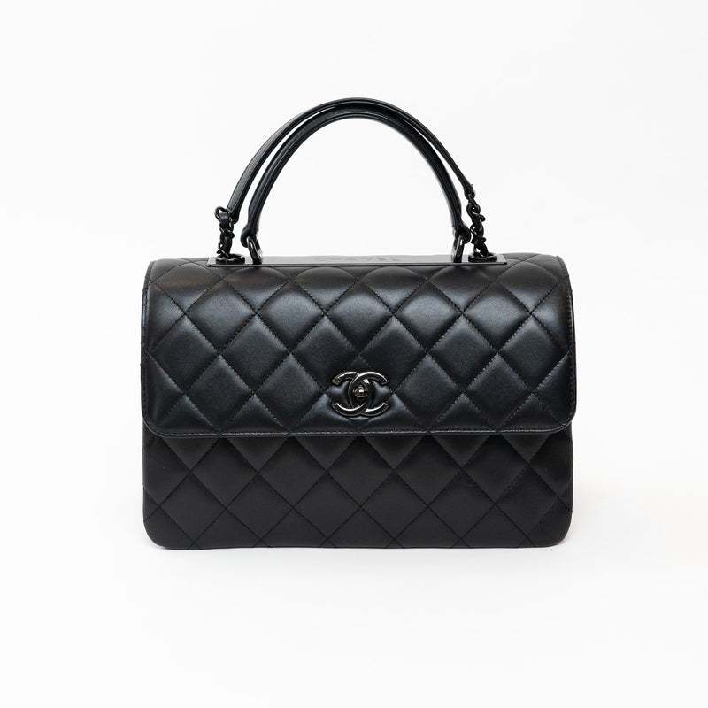Pre-Loved Chanel™ Black Grained Quilted Leather Large Trendy Bag