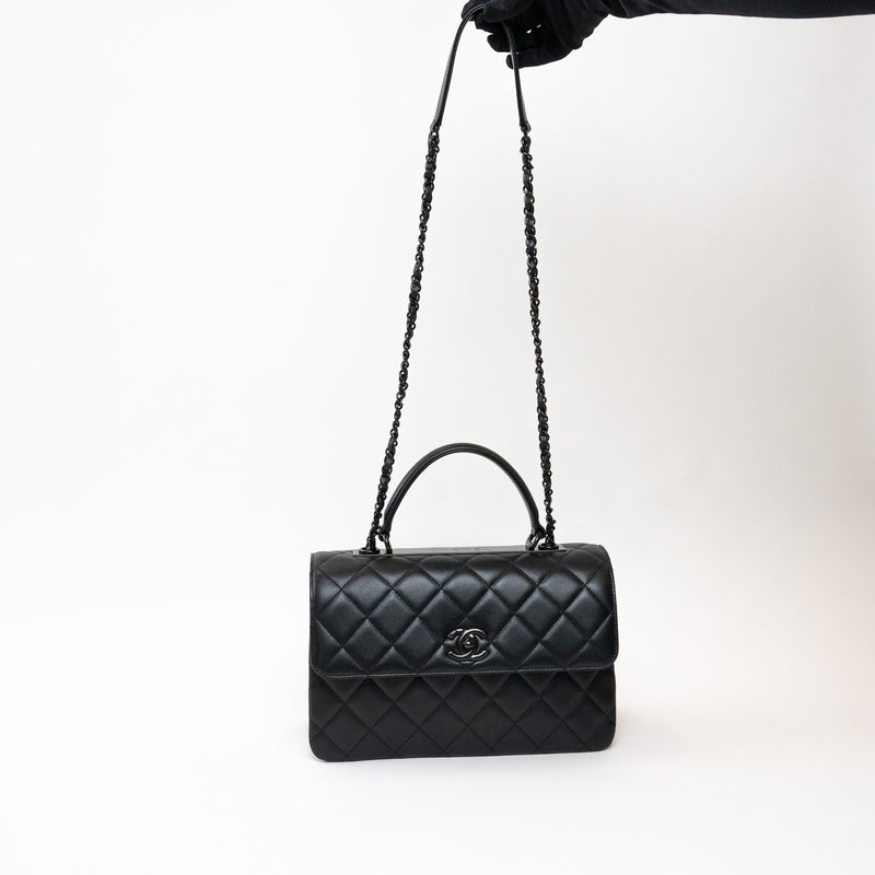 Pre-Loved Chanel™ Black Grained Quilted Leather Large Trendy Bag