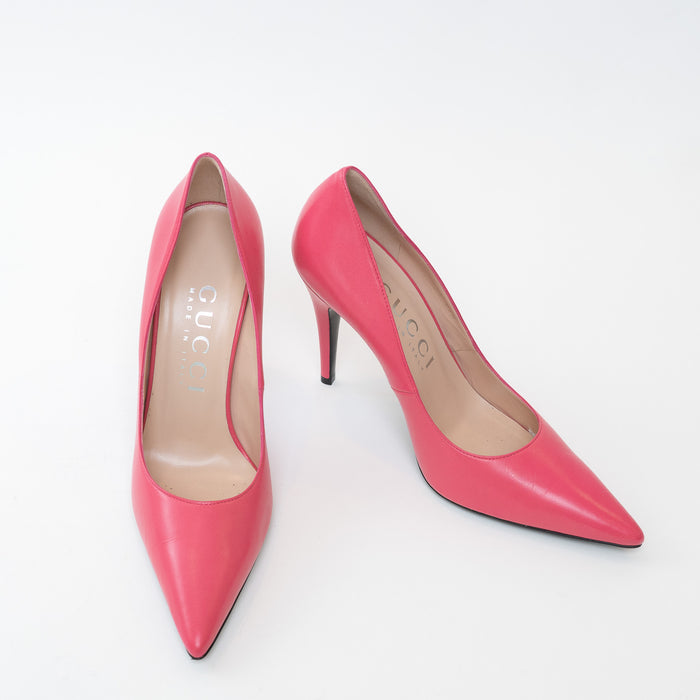 Gucci Magenta Grained Leather Pumps Heels Size 39.5