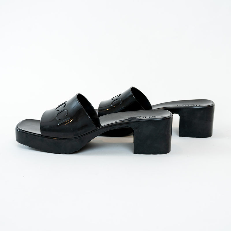 Gucci Black Embossed Block Heel Sandals Size 39