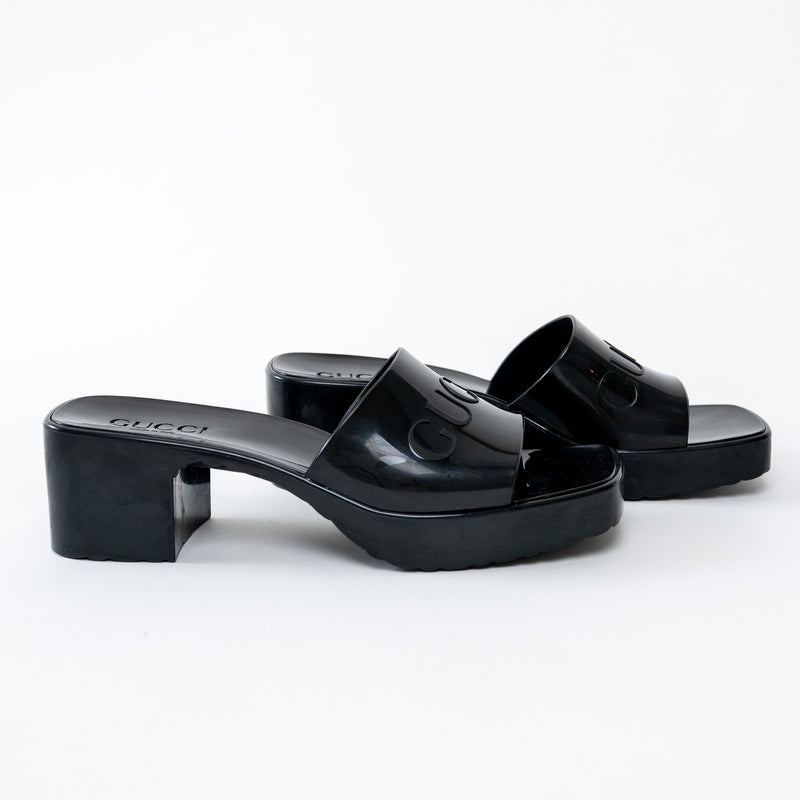 Gucci Black Embossed Block Heel Sandals Size 39
