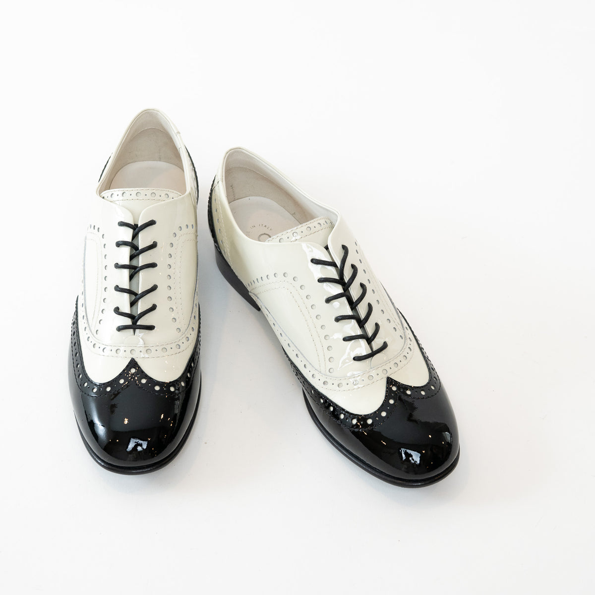 Pre-Loved Chanel™ White and Black Patent Leather Loafers Size 38.5