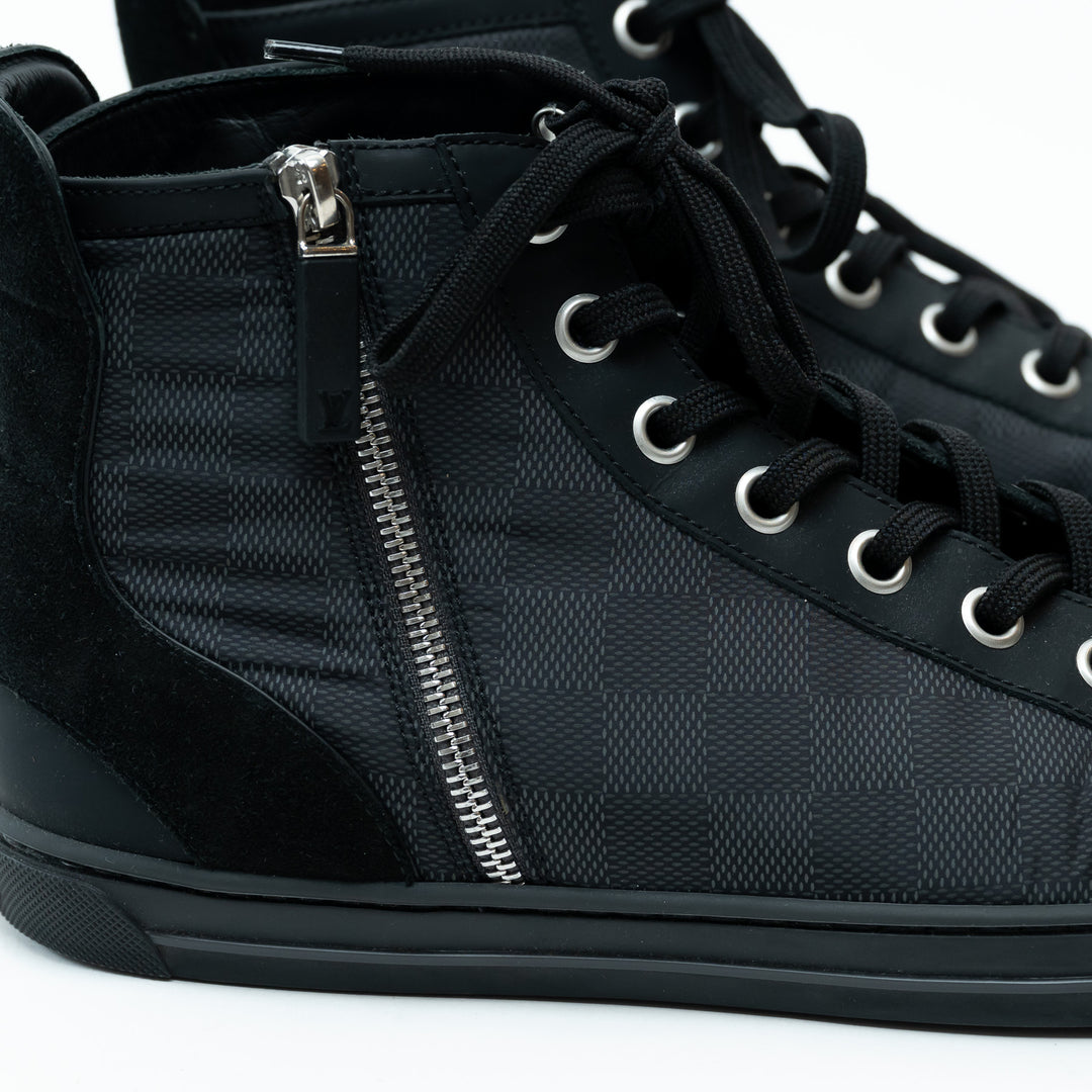 Mens Louis Vuitton Damier Graphite Nylon High-Top Sneakers Size 8.5