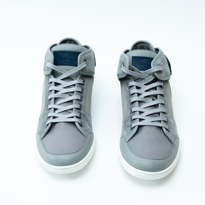 Louis Vuitton Grey/Navy Sneakers Size 8.5