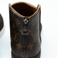 Louis Vuitton Brown/Monogram High Top Sneakers Size 8.5