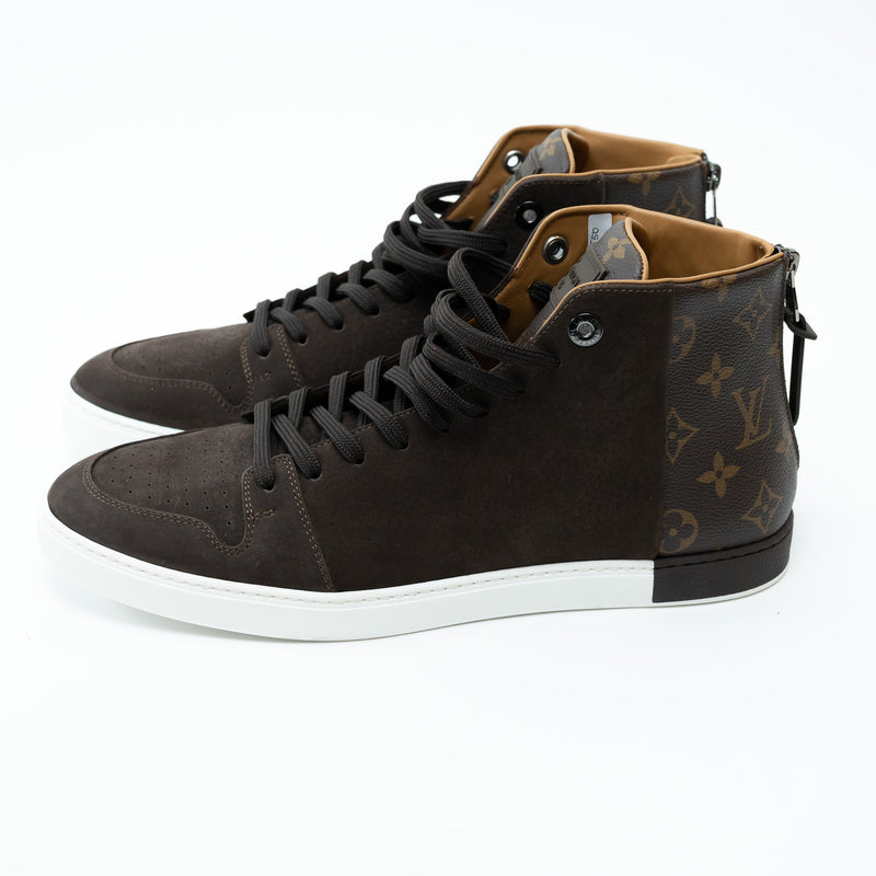 Louis Vuitton Brown/Monogram High Top Sneakers Size 8.5