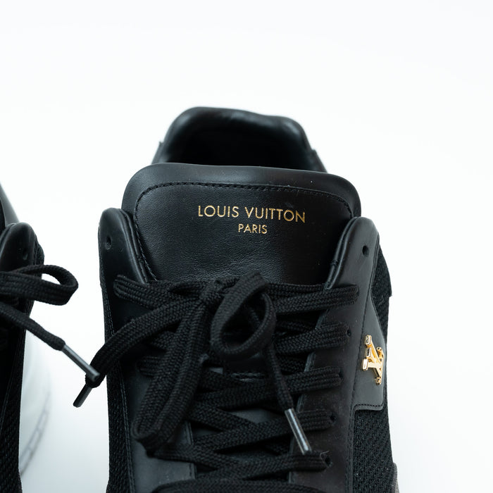 Louis Vuitton Black Mesh/Monogram Low Top Sneakers Approx. Size 9