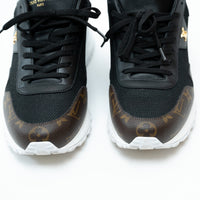 Louis Vuitton Black Mesh/Monogram Low Top Sneakers Approx. Size 9