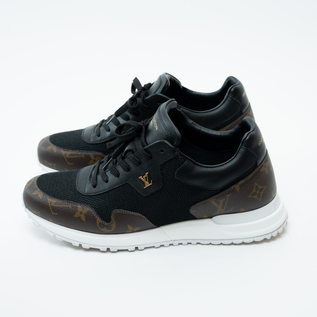 Louis Vuitton Black Mesh/Monogram Low Top Sneakers Approx. Size 9