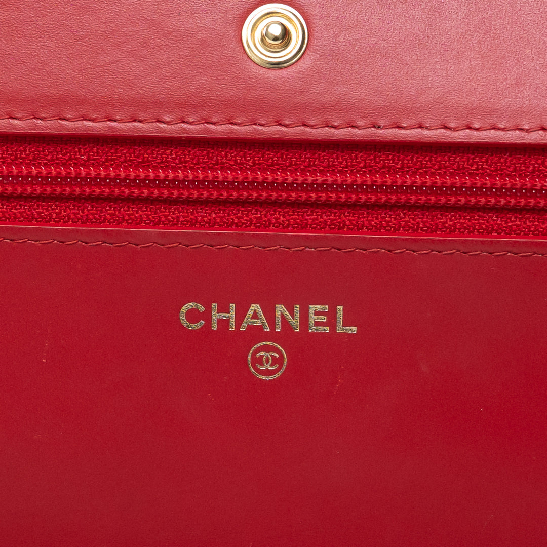 Pre-Loved Chanel ™ Red Pebbled Leather CC Timeless Wallet on Chain