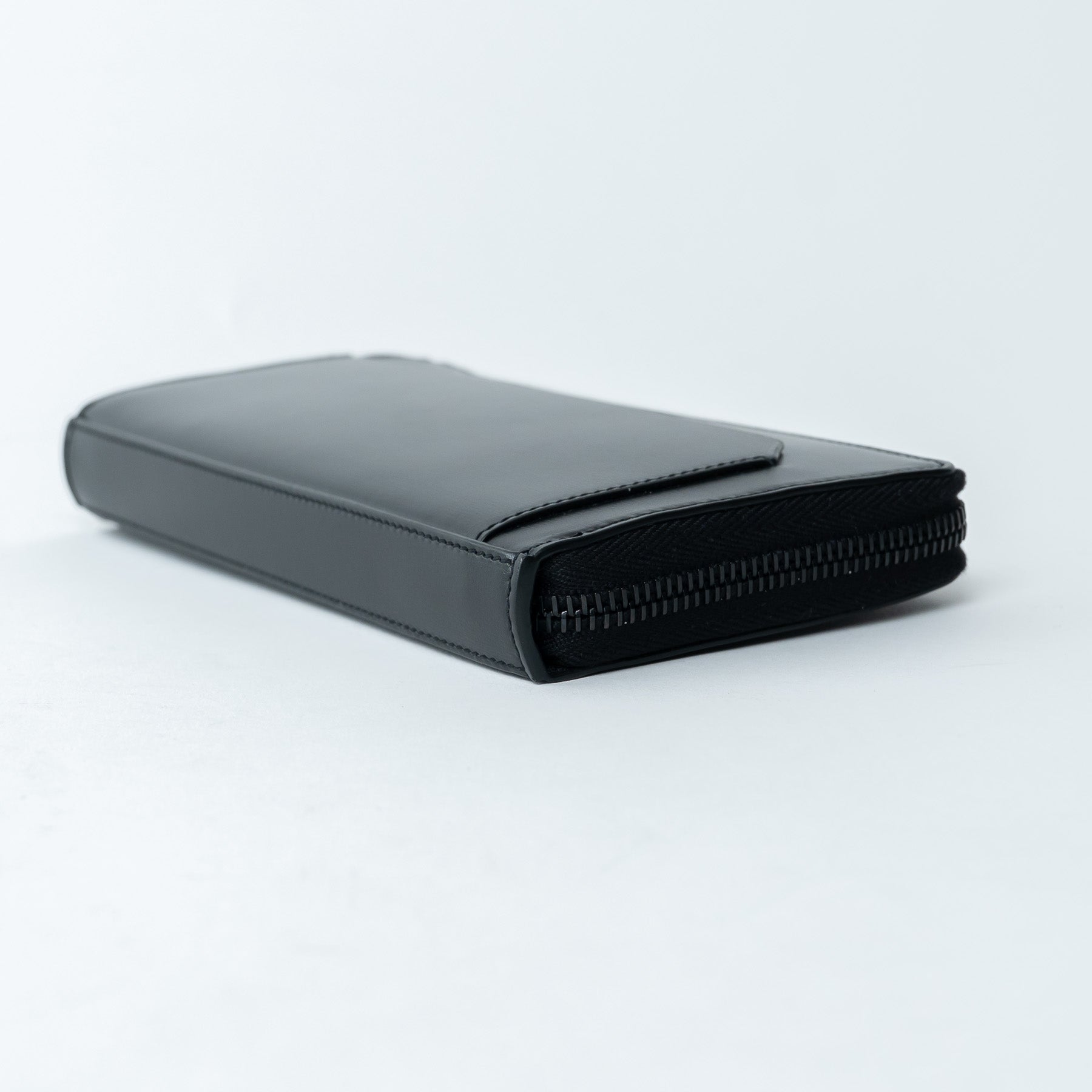 長財布 SAINT LAURENT BLACK LEATHER WALLET Saint Laurent So Black Cassandre Long Wallet ○ Labellov