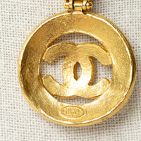 Pre-Loved Chanel™ Faux Gold Necklace with Interlocking Logo