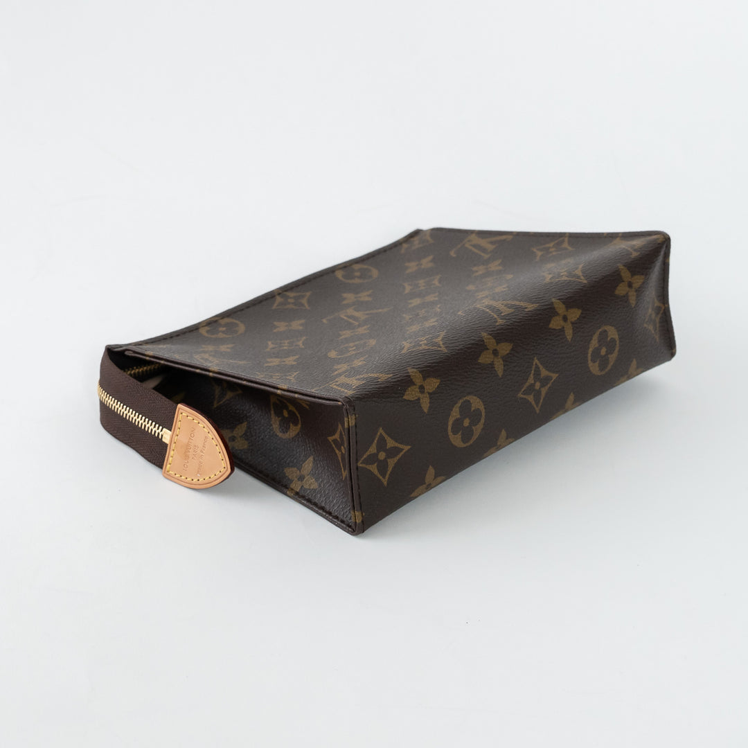 Louis Vuitton Monogram Canvas Toiletry Pouch 19