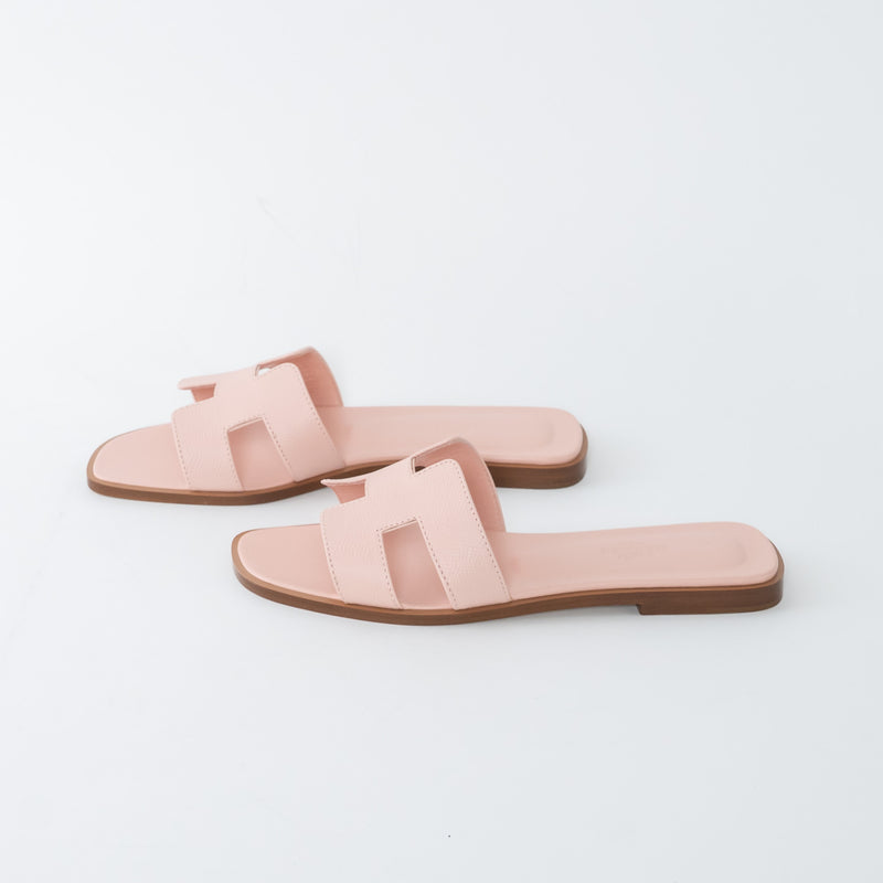 Hermes Rose Porcelaine Epsom Calfskin Leather Oran Sandals Size 37.5