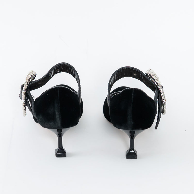 Miu Miu Black Velvet Faux Pearl Pumps Size 37