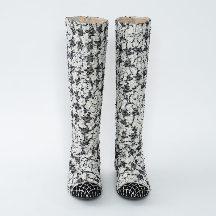 Pre-Loved Chanel™ White and Black Tweed Floral Boots Size 39