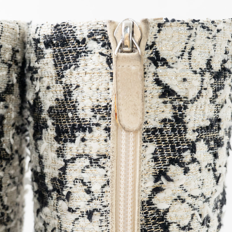 Pre-Loved Chanel™ White and Black Tweed Floral Boots Size 39