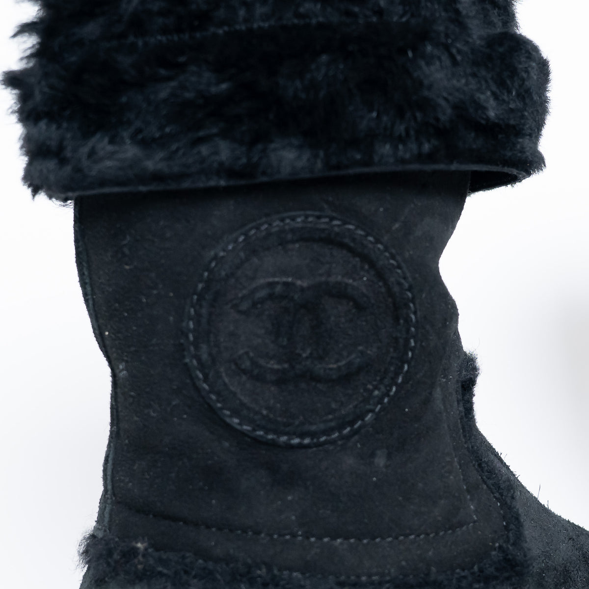 Pre-Loved Chanel™ Black Suede Faux Fur Lined Boots Size 38