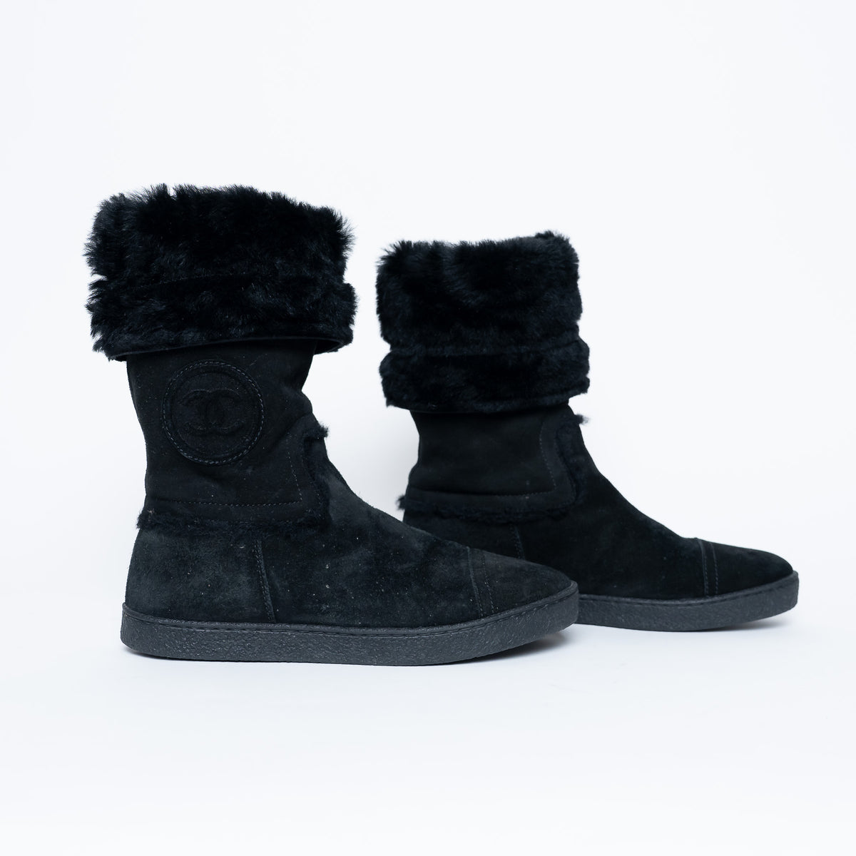 Pre-Loved Chanel™ Black Suede Faux Fur Lined Boots Size 38