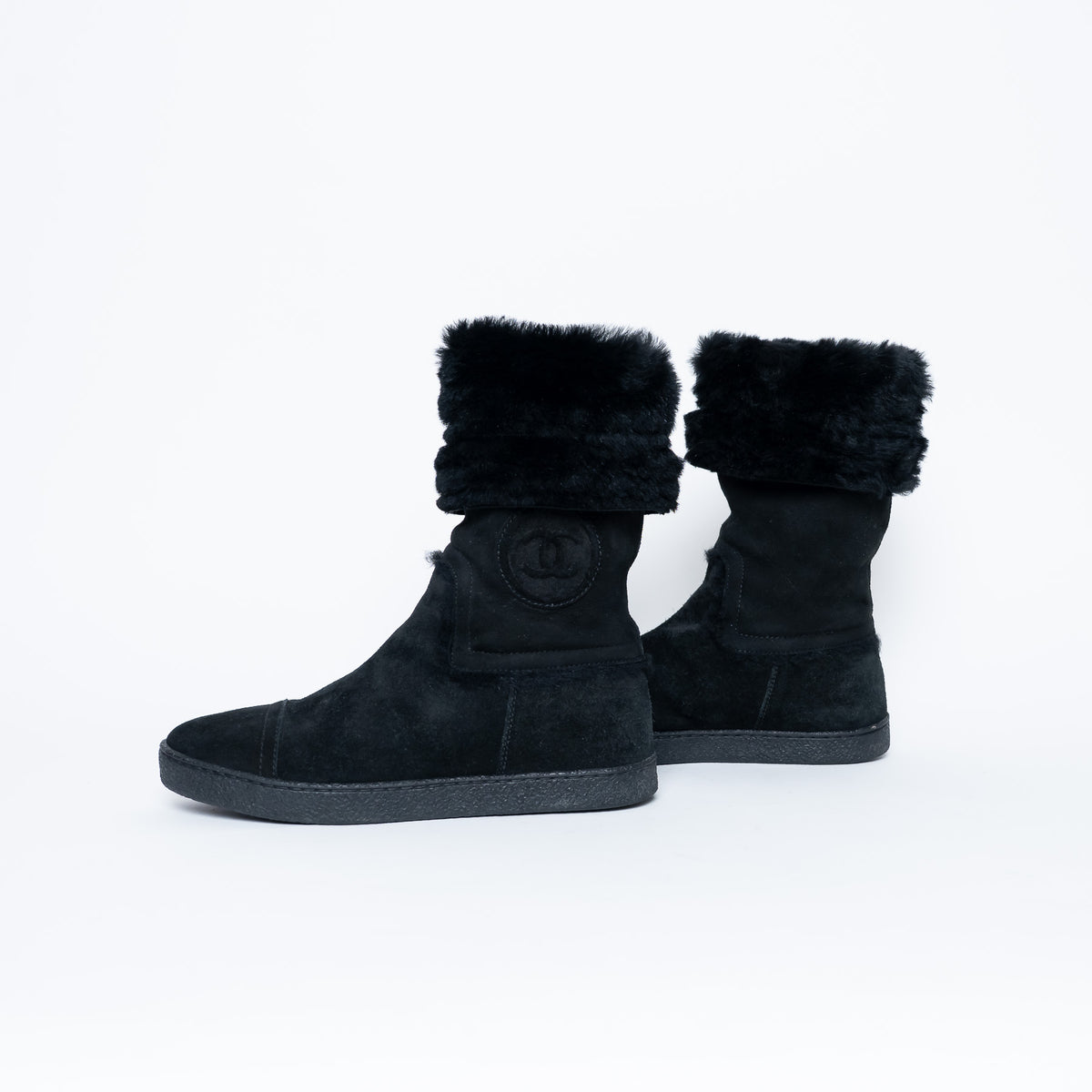 Pre-Loved Chanel™ Black Suede Faux Fur Lined Boots Size 38