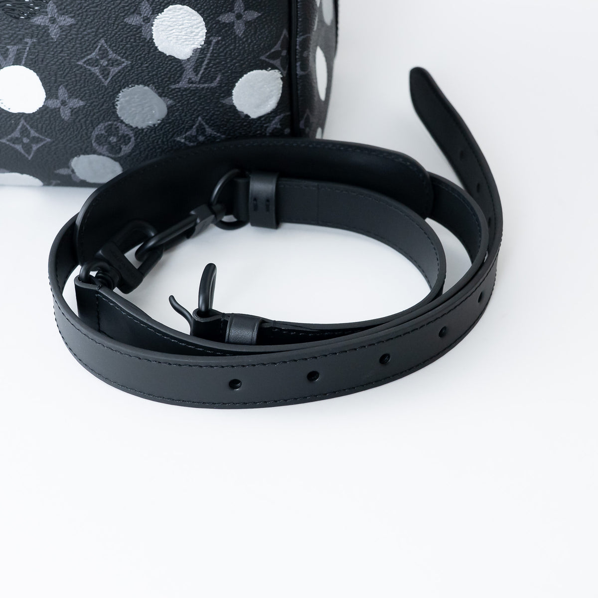 Louis Vuitton x Yayoi Kusama Monogram Eclipse Bandouliere Keepall 60