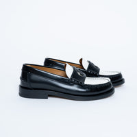 Gucci Black & White Leather Loafers With Logo Cutout Size 35.5