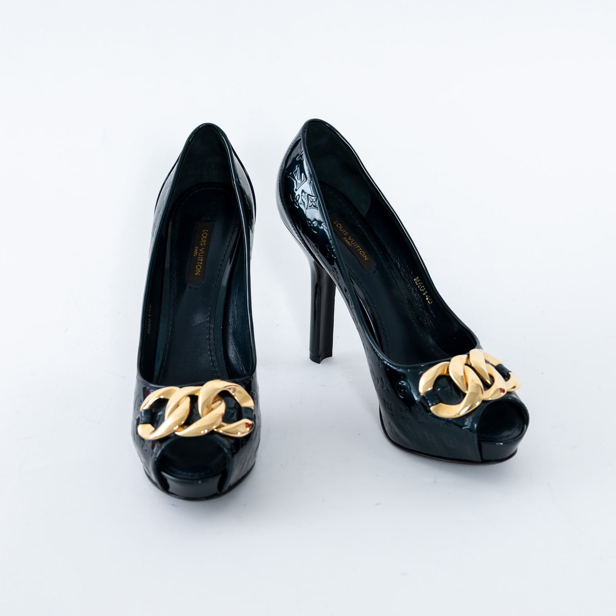 Louis Vuitton Green Patent Monogram Pumps Size 37