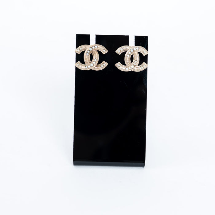 Pre-Loved Chanel™ Interlocking Logo Stud Earrings with Multi Size Crystals