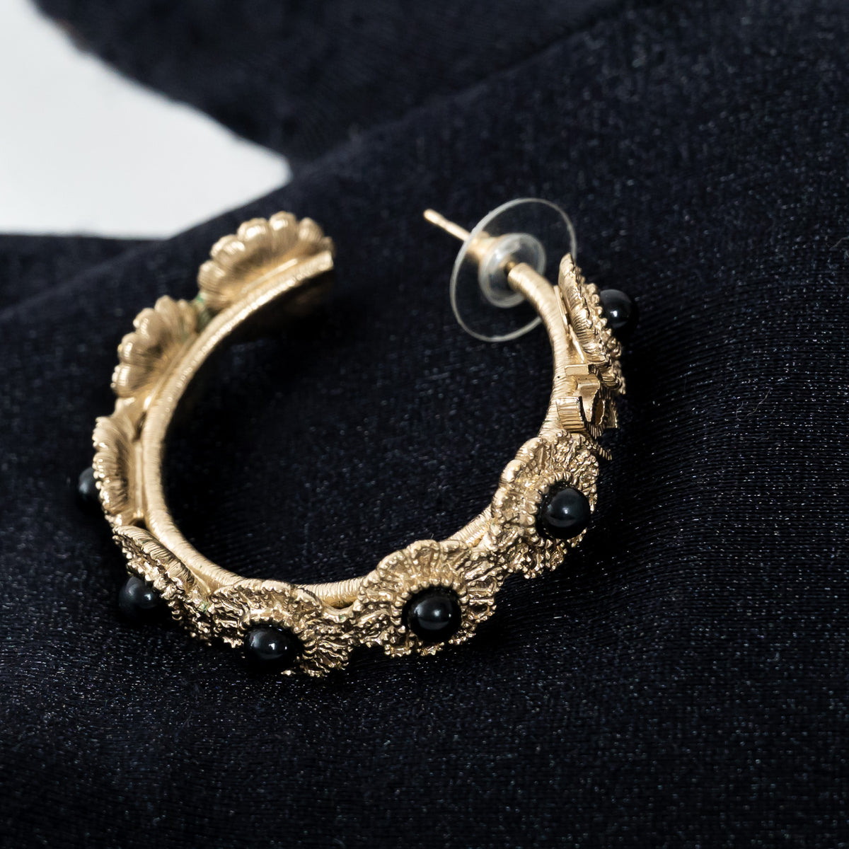 Pre-Loved Chanel™ Light Gold Tone Black Enamel Floral Hoop Earrings