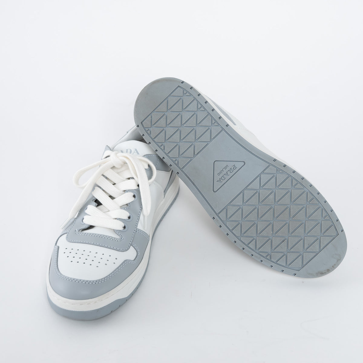 Prada White/Grey Calf Leather Downtown Low Top Sneakers Size 37.5