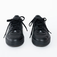 Pre-Loved Chanel™ Black Calfskin Leather Low Top Sneakers Size 35.5