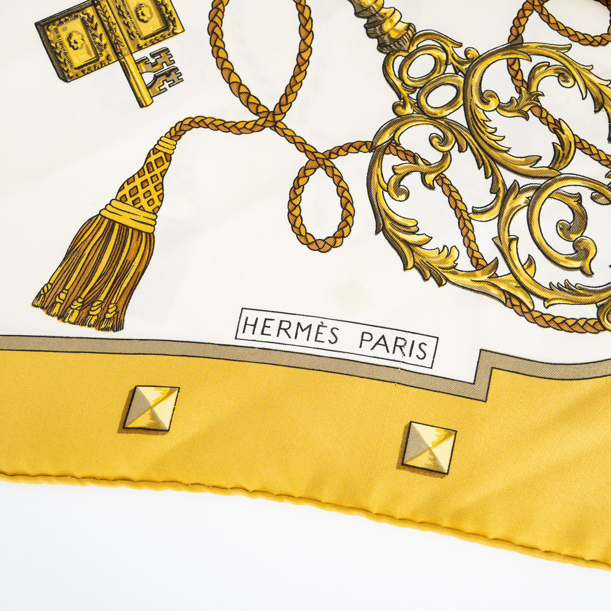 Hermes White/Gold Silk Print Les Cles Scarf