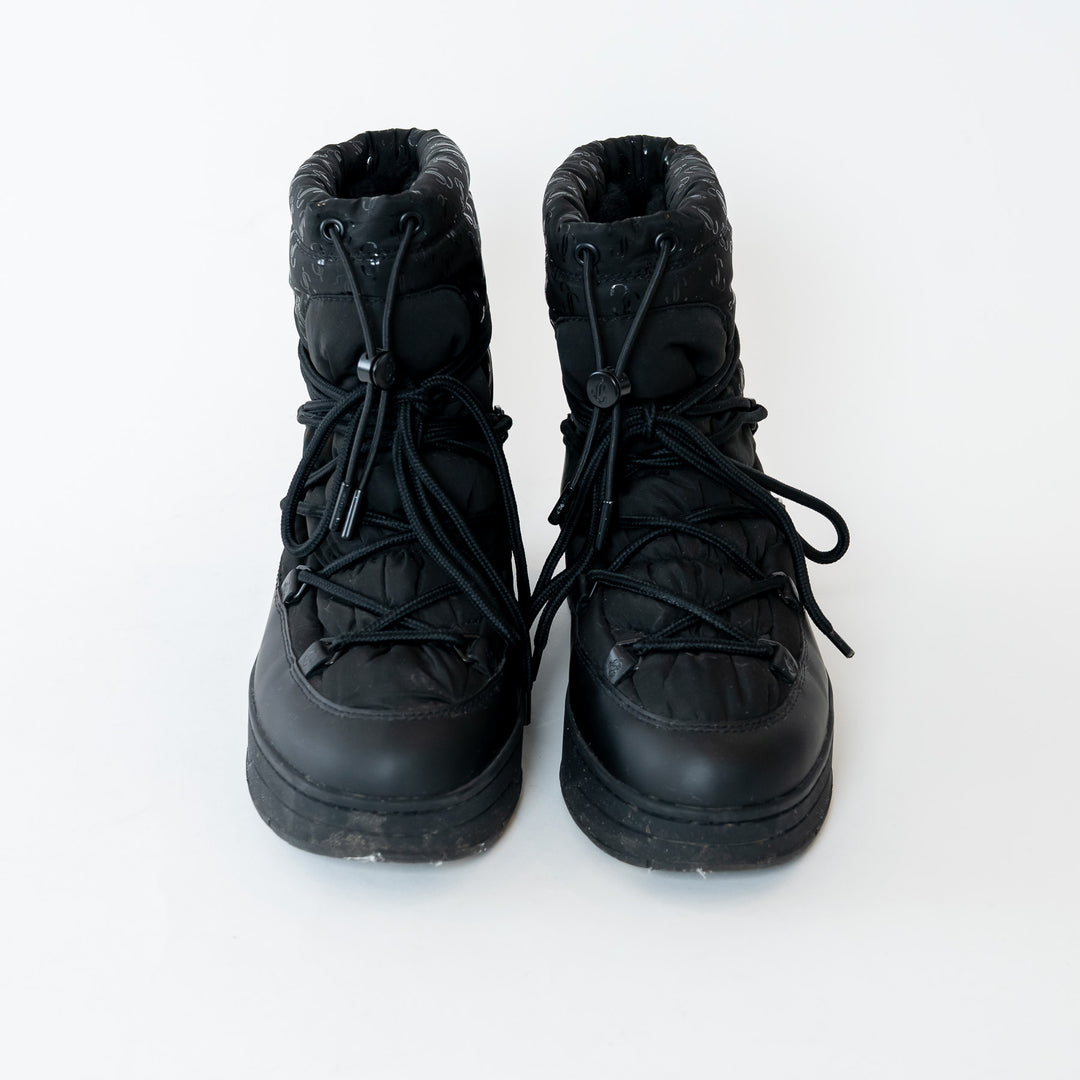 Jimmy Choo Black Leather and Quilted Nylon Wanaka Boots Size 38.5