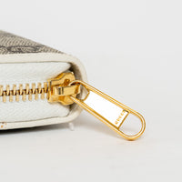 Gucci Beige and White GG Supreme Canvas Gold Horsebit Zip Around Continental Wallet