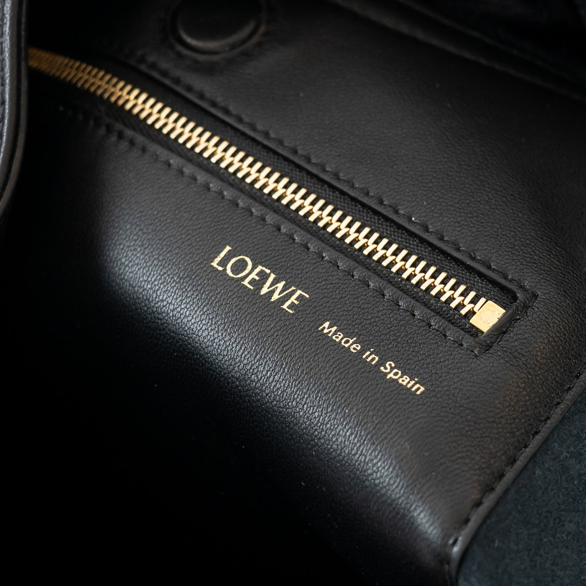 Loewe Black Mellow Nappa Lambskin Leather Medium Squeeze Bag