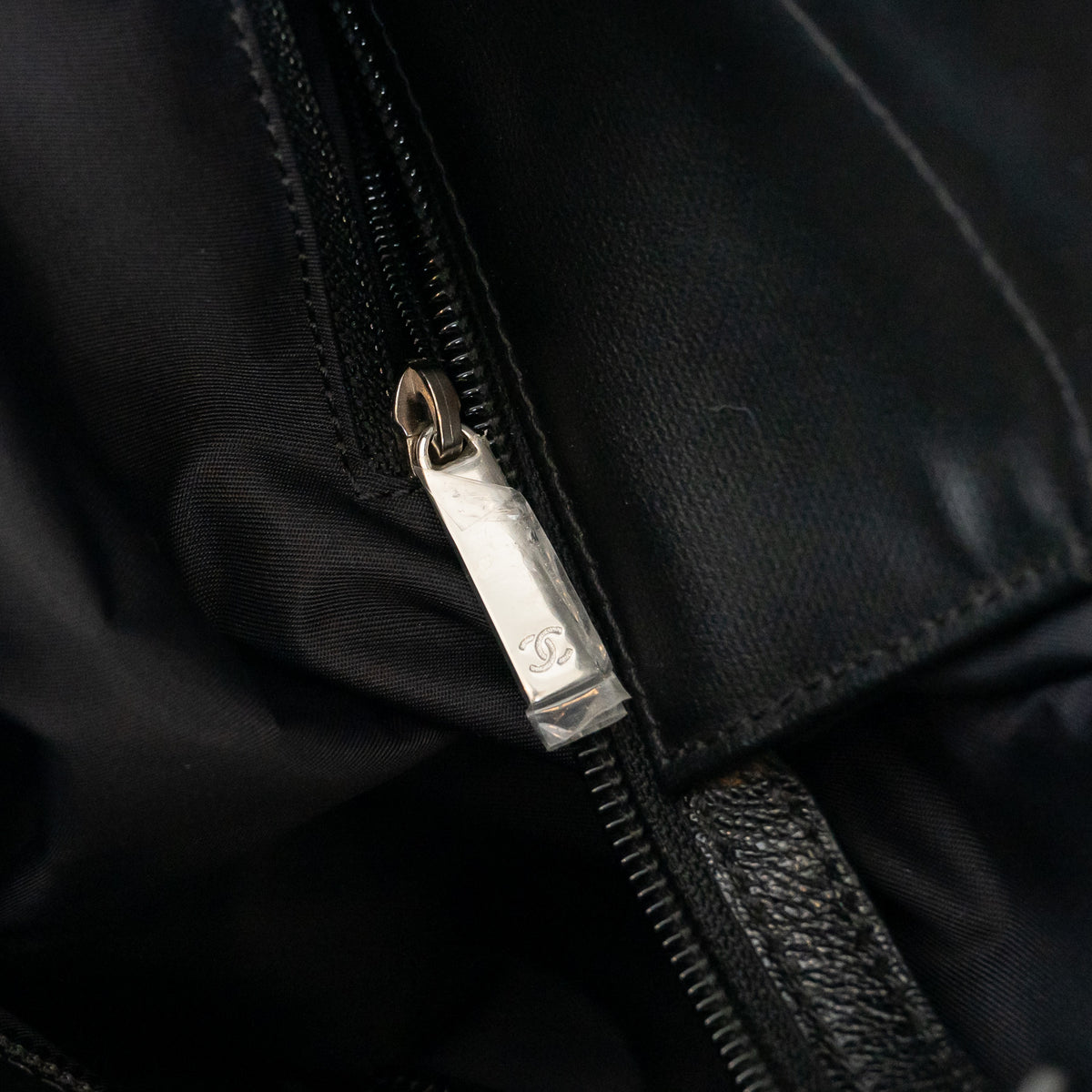 Pre-Loved Chanel™ Black Leather and Nylon Paris Biarritz Tote Bag