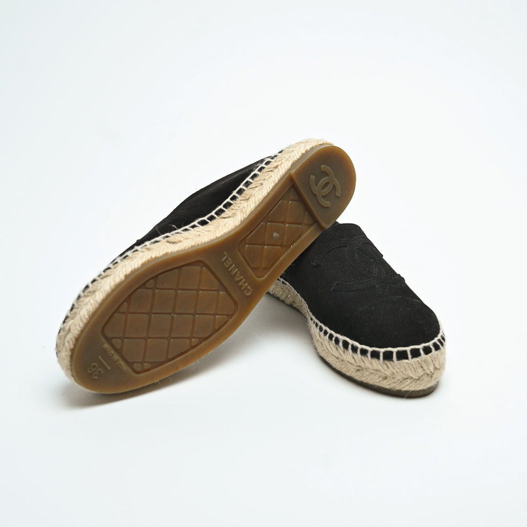 Pre-Loved Chanel™ Black Suede Espadrilles Size 36