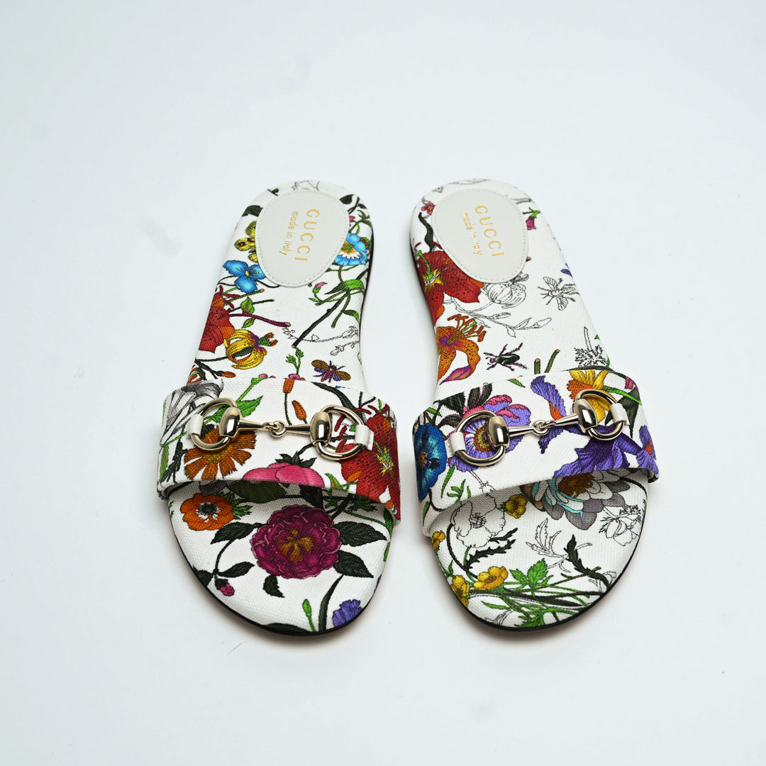 Gucci White Canvas Multicoloured Flora Print Horsebit Flat Sandals Size 39