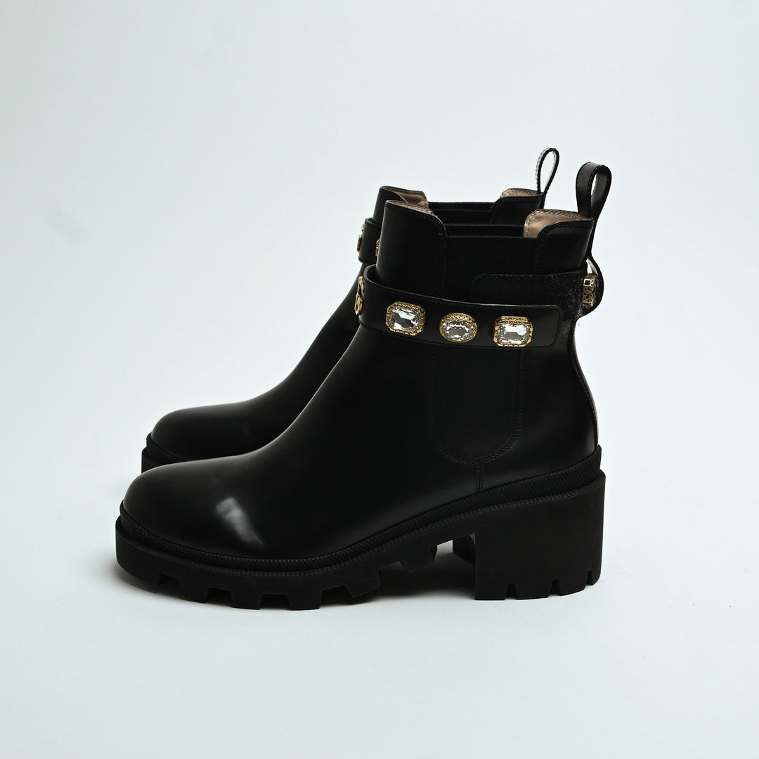 Gucci Black Calf Leather Block Heel Chelsea Boots with Crystal Strap Size 41.5