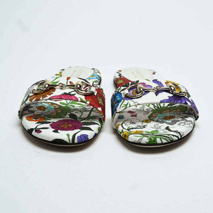 Gucci White Canvas Multicoloured Flora Print Horsebit Flat Sandals Size 39