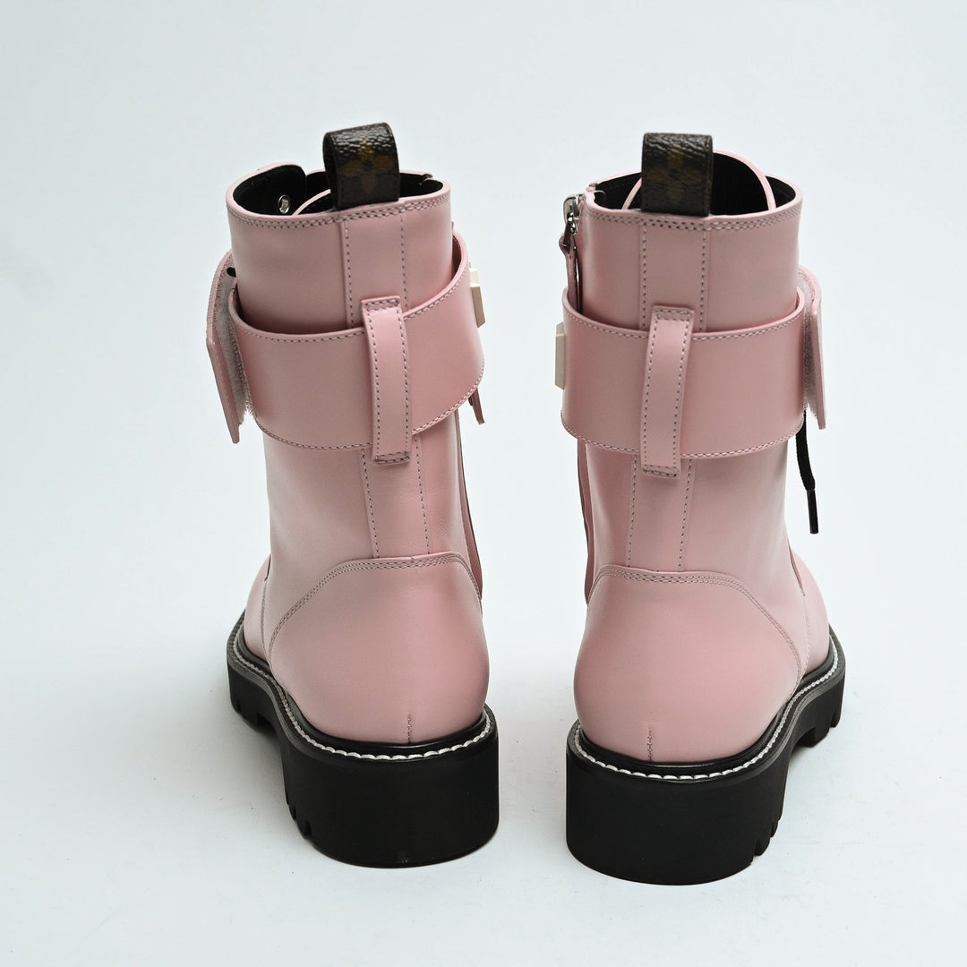 Louis Vuitton Pink Calf Leather Territory Flat Ranger Combat Boots Size 38