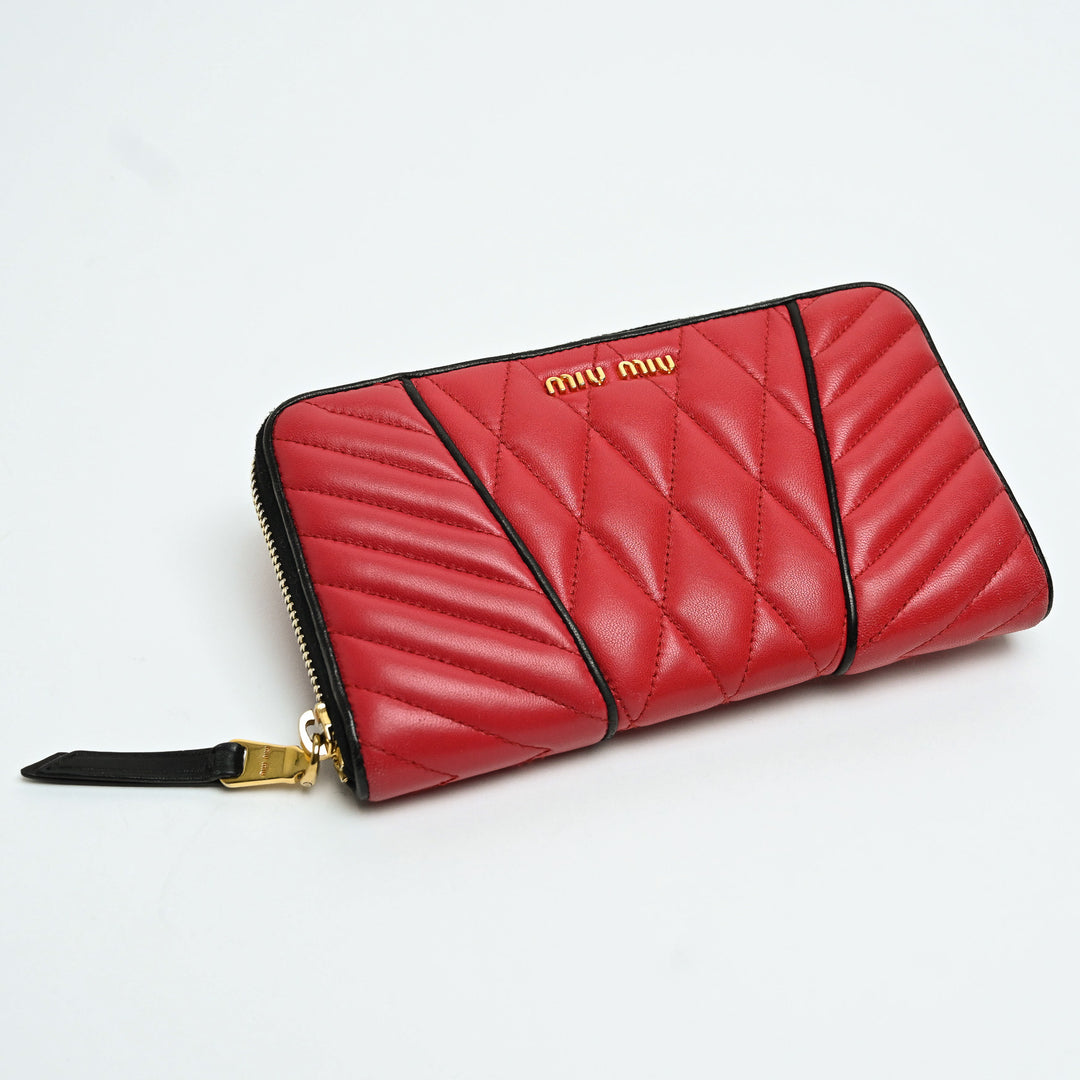 Miu Miu Red Quilted Lambskin Leather Zip Wallet with Black Piping