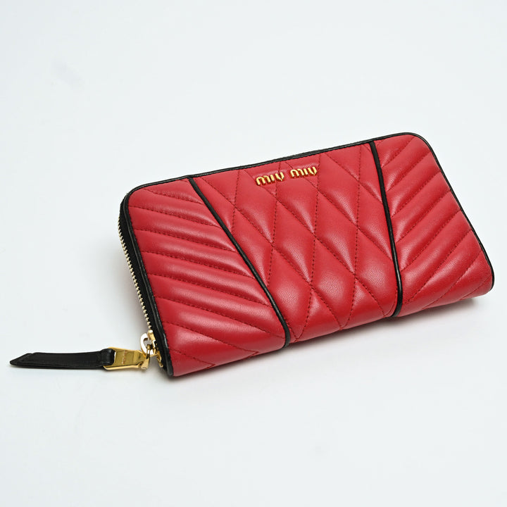 Miu Miu Red Quilted Lambskin Leather Zip Wallet with Black Piping