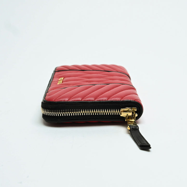 Miu Miu Red Quilted Lambskin Leather Zip Wallet with Black Piping