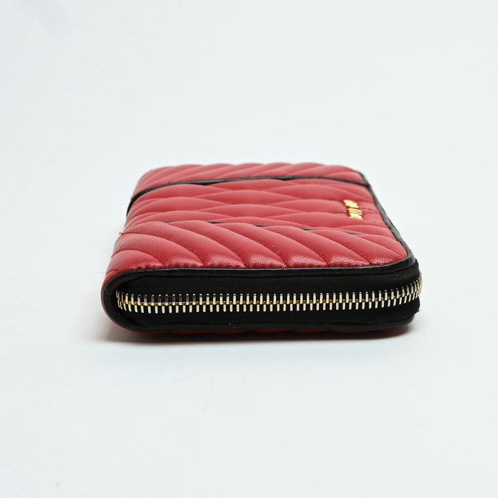 Miu Miu Red Quilted Lambskin Leather Zip Wallet with Black Piping