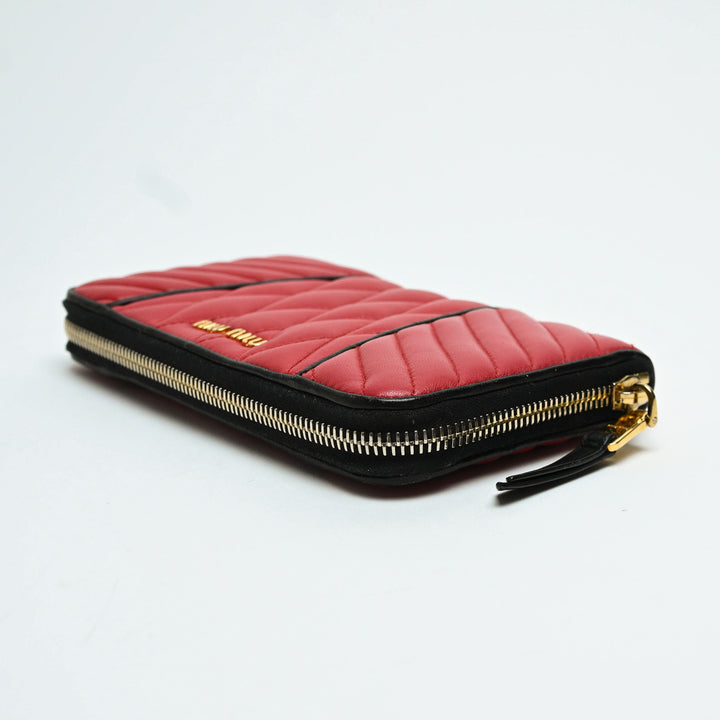 Miu Miu Red Quilted Lambskin Leather Zip Wallet with Black Piping